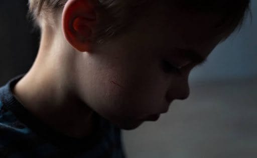 Los niños no se tocan, las mujeres no se tocan