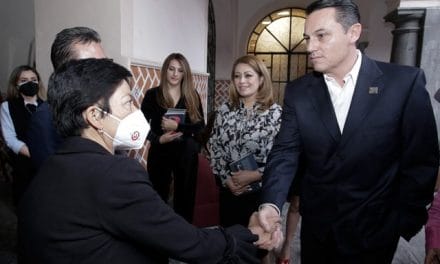 Se presenta el libro «Ser hecho en México», de Máximo Serdán