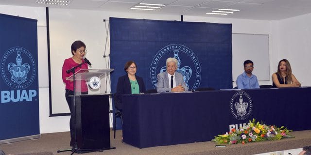 Reconoce la Rectora Lilia Cedillo Ramírez los logros y la excelencia del IFUAP