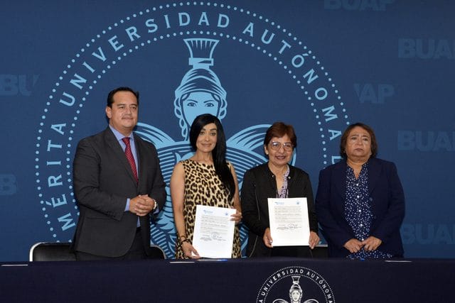 Firman alianza la BUAP y la CDH Puebla