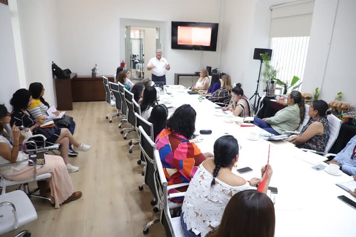 Voluntariados del Gobierno del Estado se fortalecen con apoyo del Patronato del SEDIF