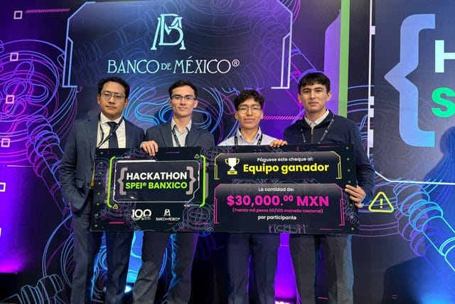 Estudiantes de Computación de la BUAP ganan en “Hackathon SPEI® Banxico” 