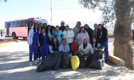 Realiza UPAM faena comunitaria de limpieza en acceso a la universidad