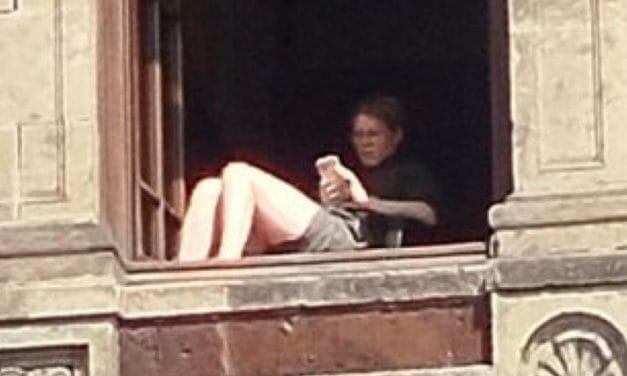 De viral a oficial: gobierno reconoce caso de mujer en ventana de Palacio Nacional